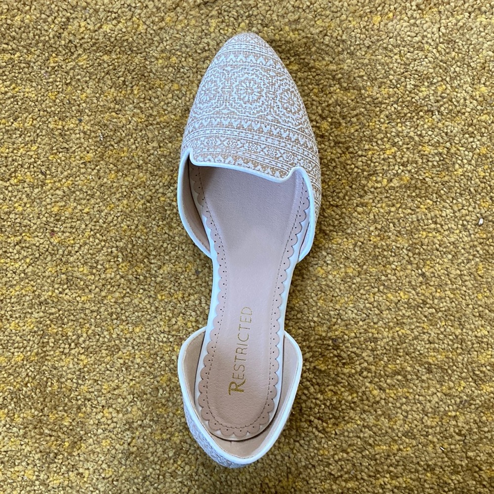 Super comfy flats!